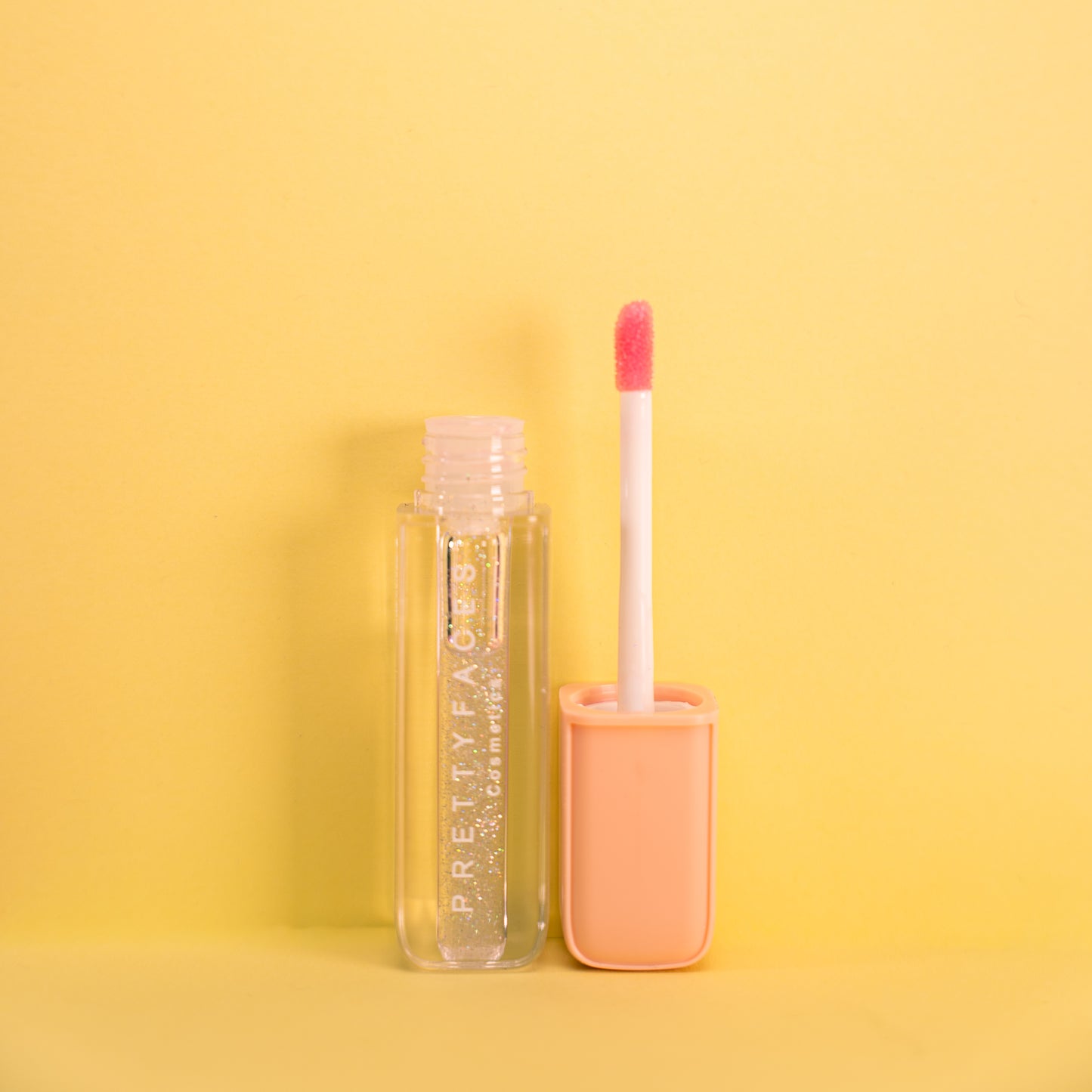 Flirt - Clear Glittery - Lid off - Pretty Lipglosses - Pretty Faces Cosmetics