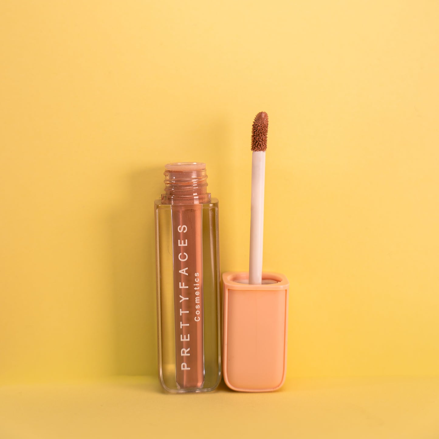 Sandy - nude - Pretty Lipglosses - lid off - Pretty Faces Cosmetics